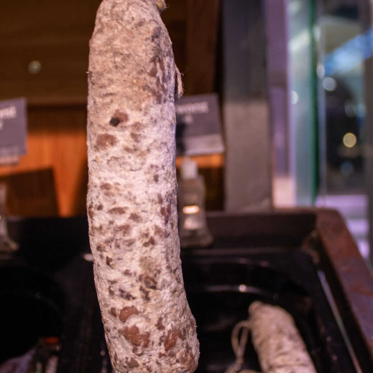 Gedroogde worst knoflook van onze held Anne